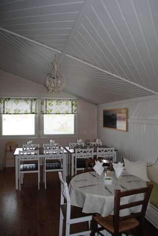 Дома для отпуска Haltinmaa Cottages Кильписъярви Небольшой двухместный номер с 2 отдельными кроватями и общей ванной комнатой-17