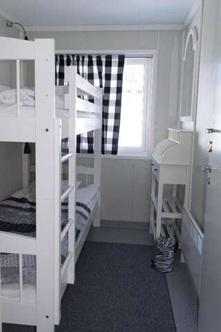 Дома для отпуска Haltinmaa Cottages Кильписъярви Небольшой двухместный номер с 2 отдельными кроватями и общей ванной комнатой-47